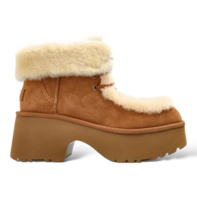 UGG Mini Esmee Lace Up - Chestnut