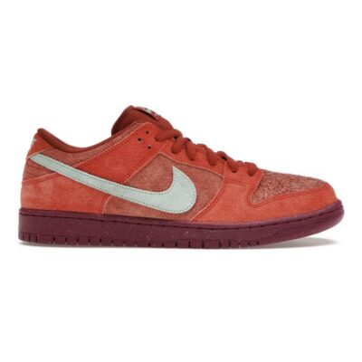 Nike Dunk Low SB “Mystic Red”